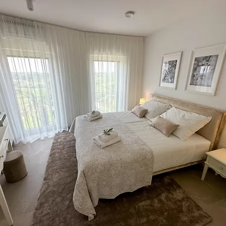 Ca' S Lorenz - A Luxury 100m2 In A Chic Vineyard *