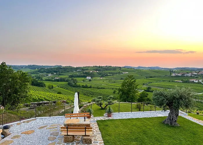 Ca' S Lorenz - A Luxury 100m2 In A Chic Vineyard